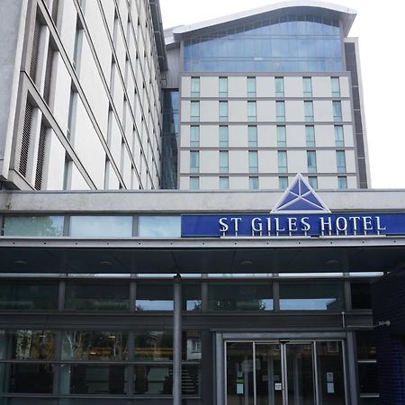 St Giles Heathrow - A St Giles Hotel Feltham Екстериор снимка