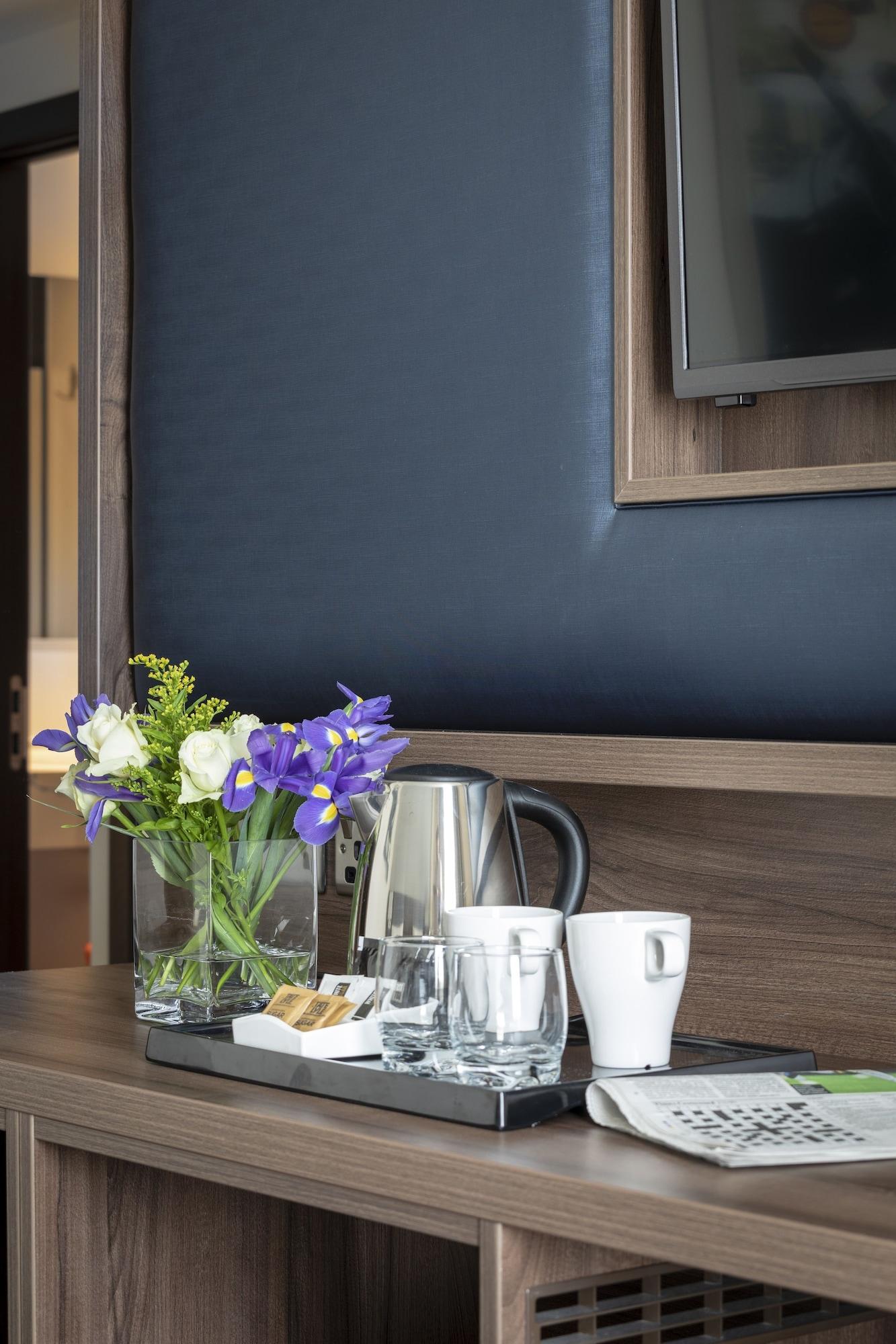 St Giles Heathrow - A St Giles Hotel Feltham Екстериор снимка