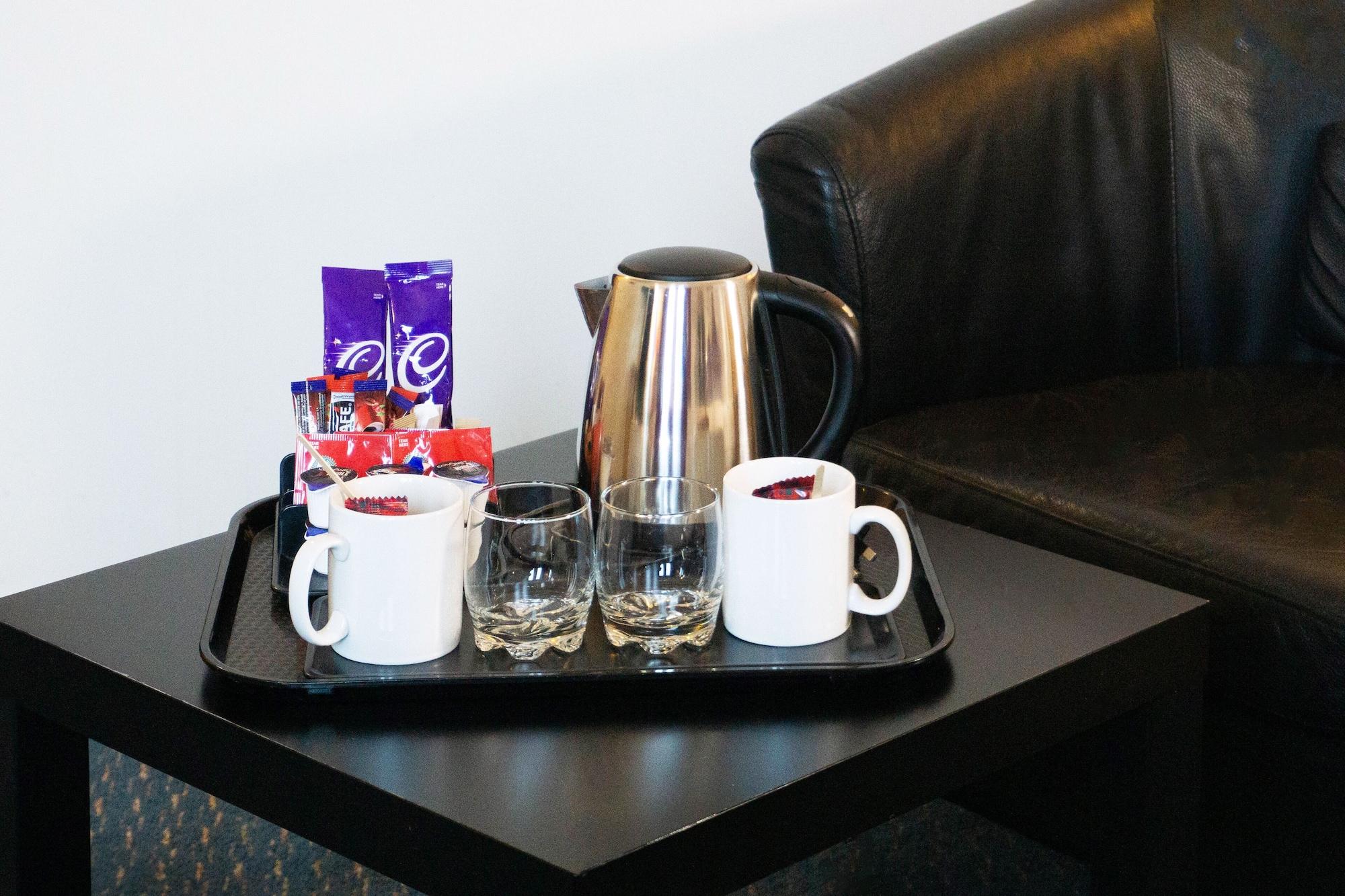 St Giles Heathrow - A St Giles Hotel Feltham Екстериор снимка