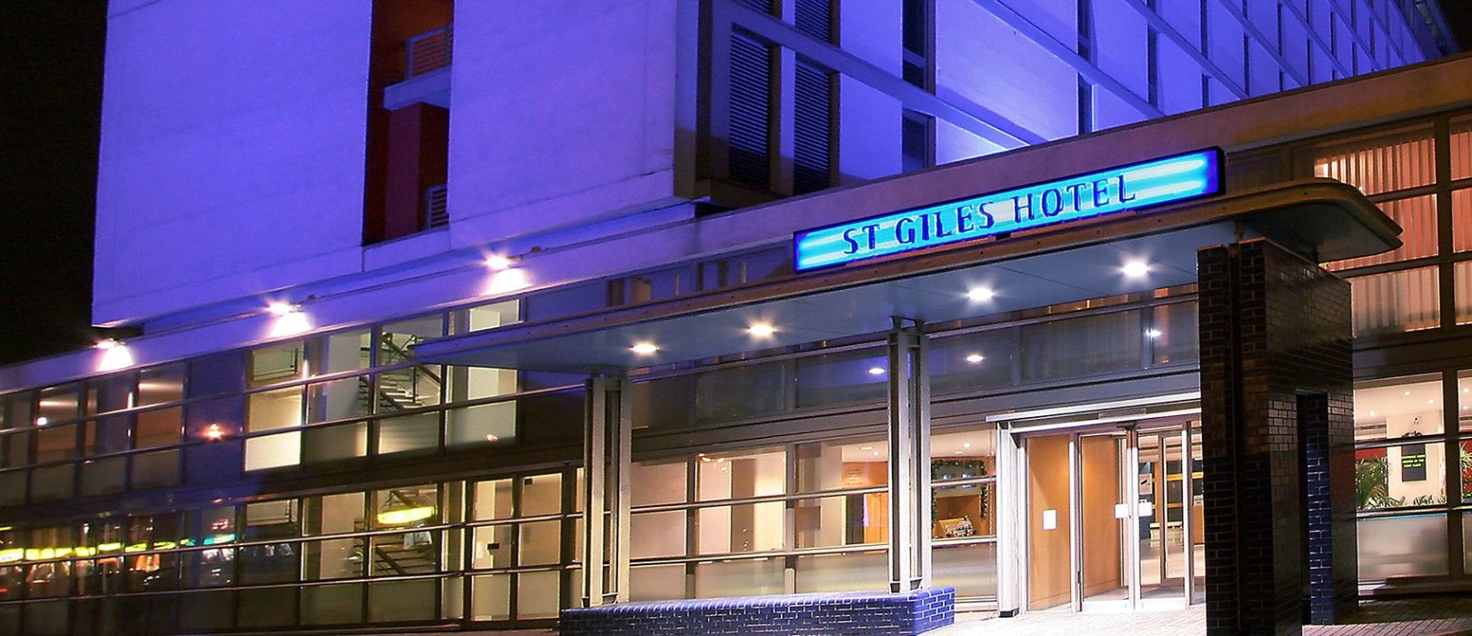 St Giles Heathrow - A St Giles Hotel Feltham Екстериор снимка