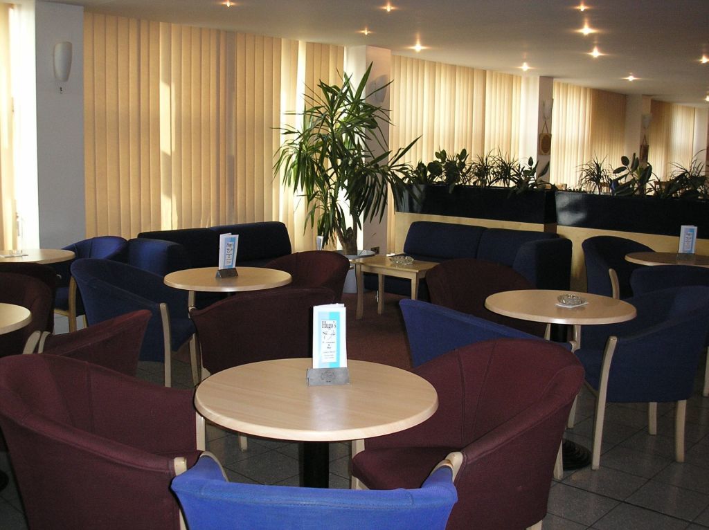 St Giles Heathrow - A St Giles Hotel Feltham Екстериор снимка