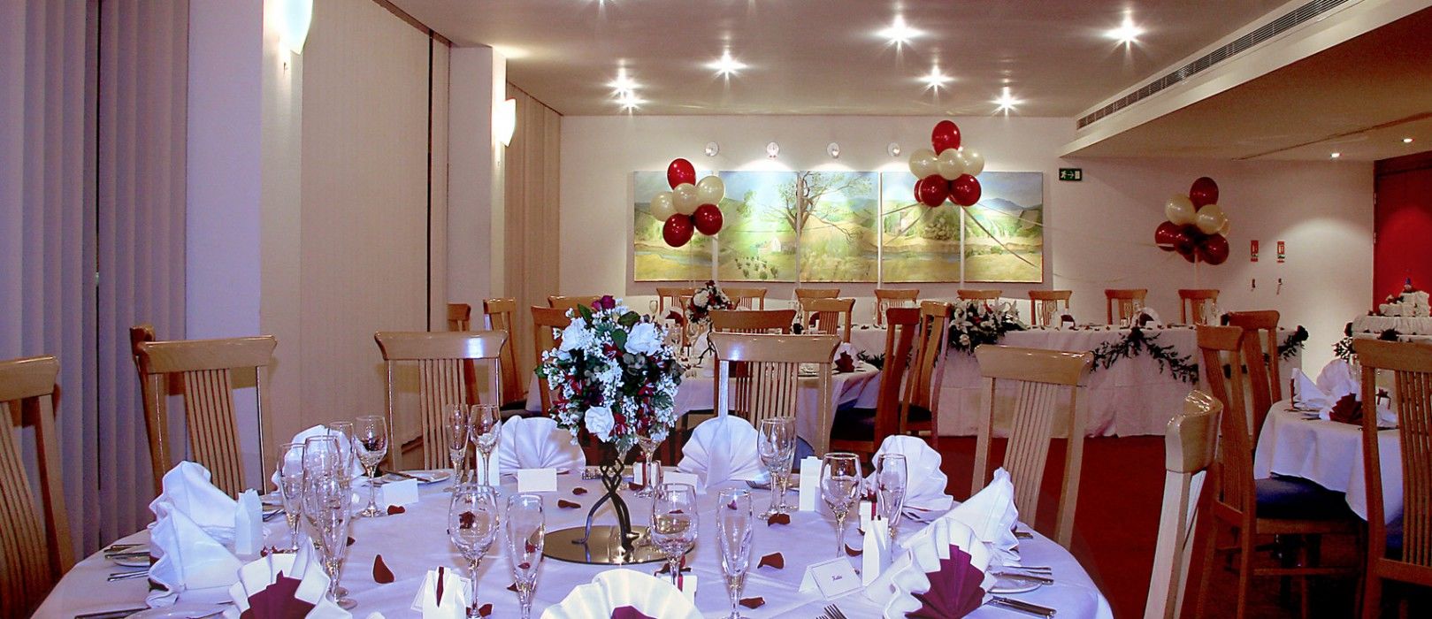 St Giles Heathrow - A St Giles Hotel Feltham Екстериор снимка