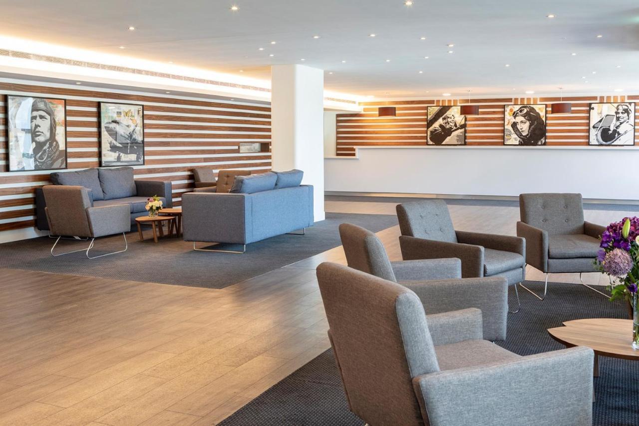 St Giles Heathrow - A St Giles Hotel Feltham Екстериор снимка