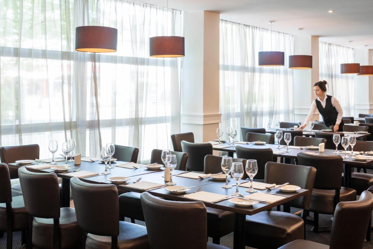 St Giles Heathrow - A St Giles Hotel Feltham Екстериор снимка