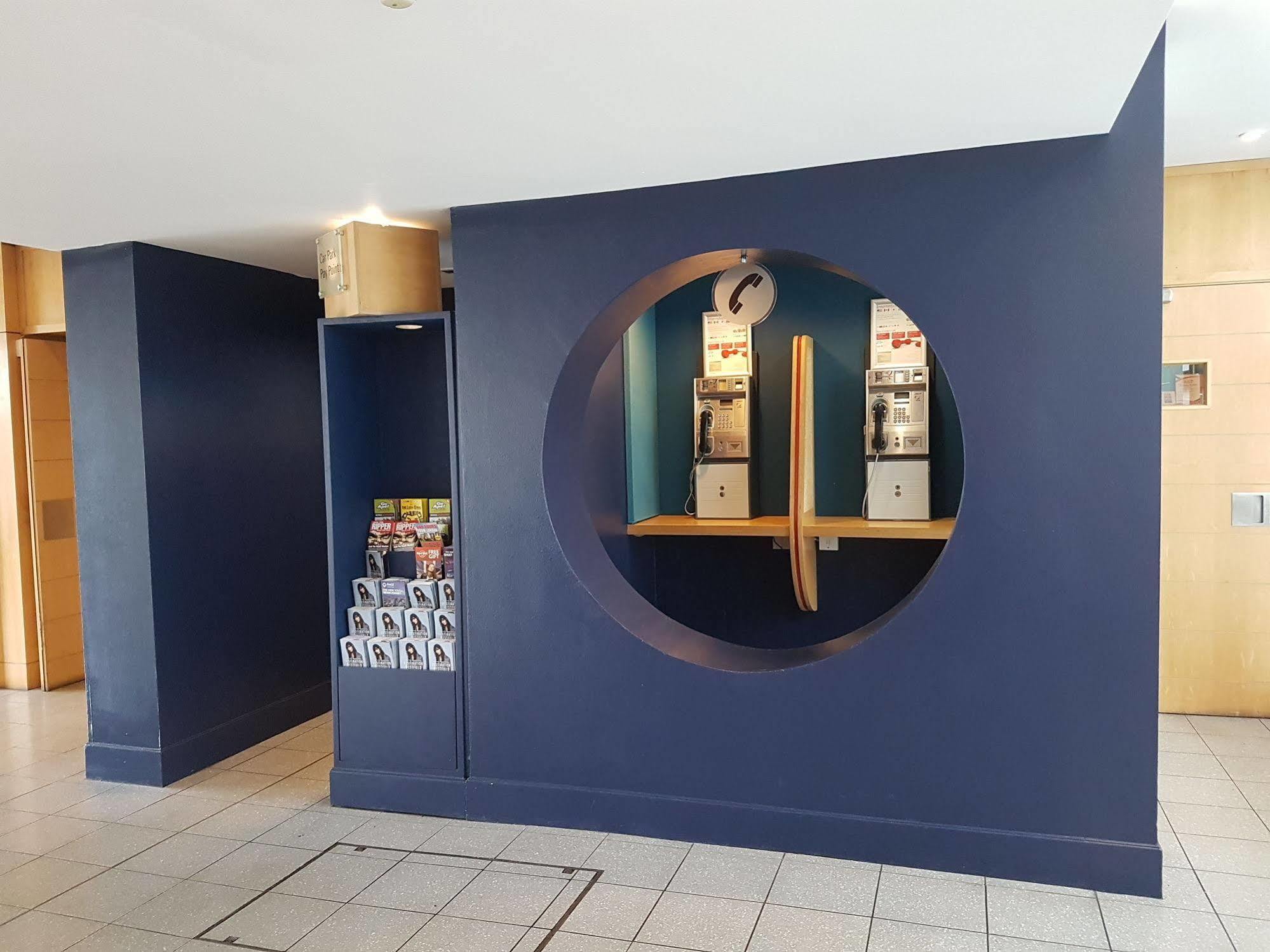 St Giles Heathrow - A St Giles Hotel Feltham Екстериор снимка